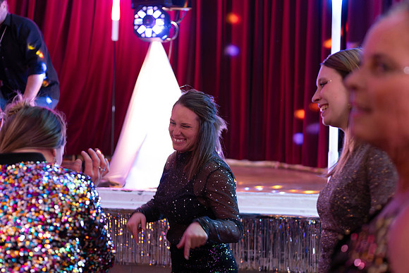 20250111 Glitz Glam 2025 A-31