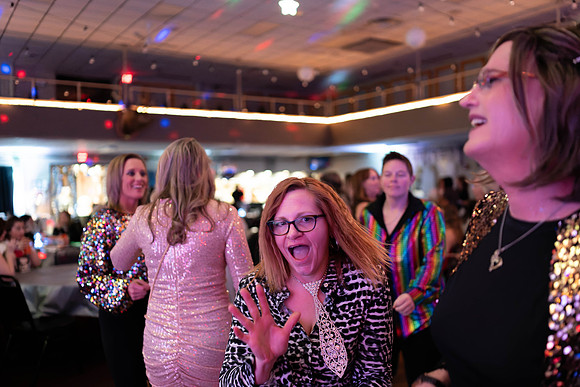 20250111 Glitz Glam 2025 A-19